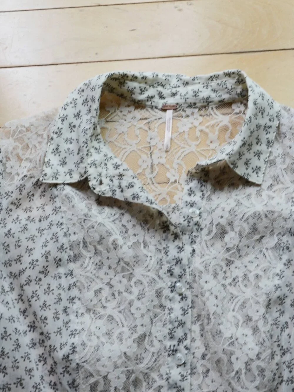 FREE PEOPLE Women's Sheer Floral Button Up Long Sleeve Lace Inserts Size S